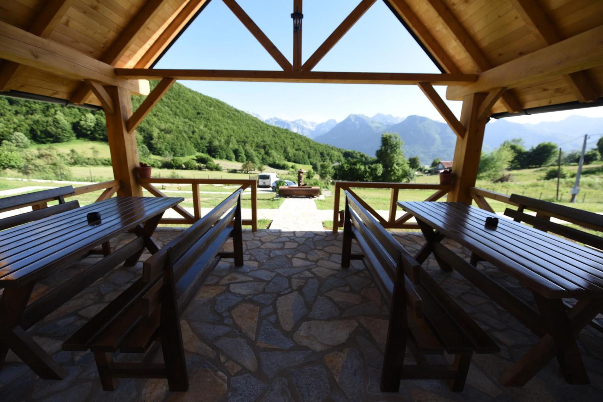 Soulrest Ekoresort - Mehov Konak Gusinje Exteriör bild