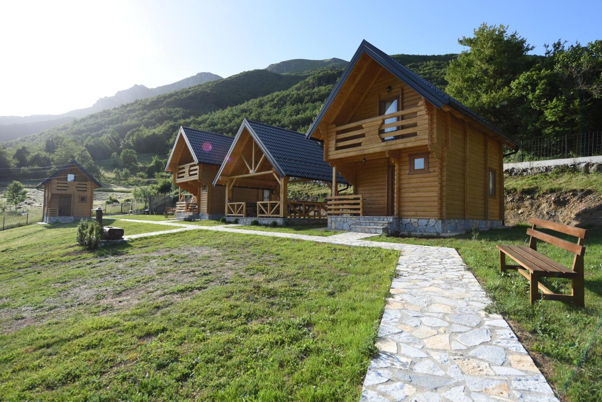 Soulrest Ekoresort - Mehov Konak Gusinje Exteriör bild