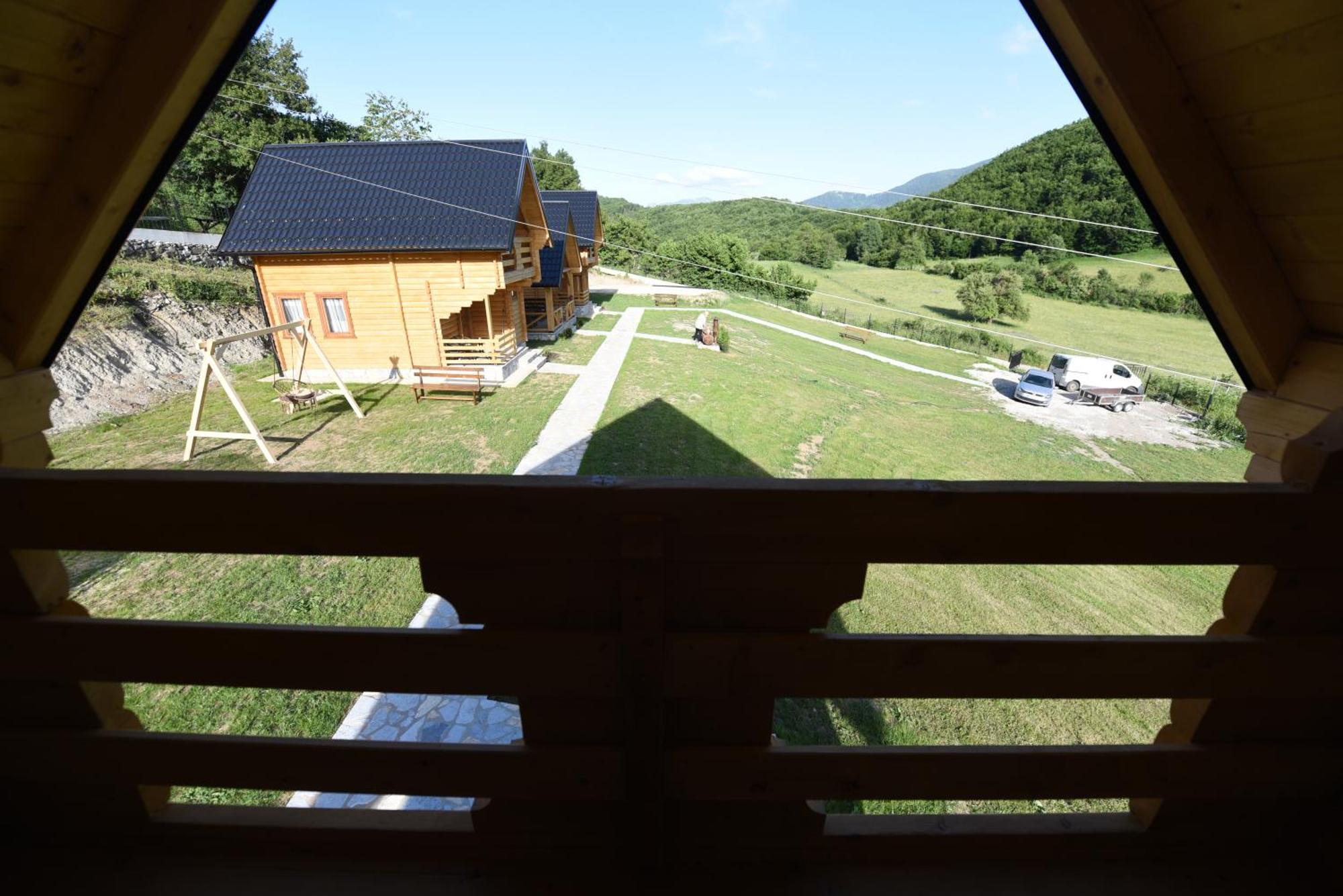 Soulrest Ekoresort - Mehov Konak Gusinje Exteriör bild