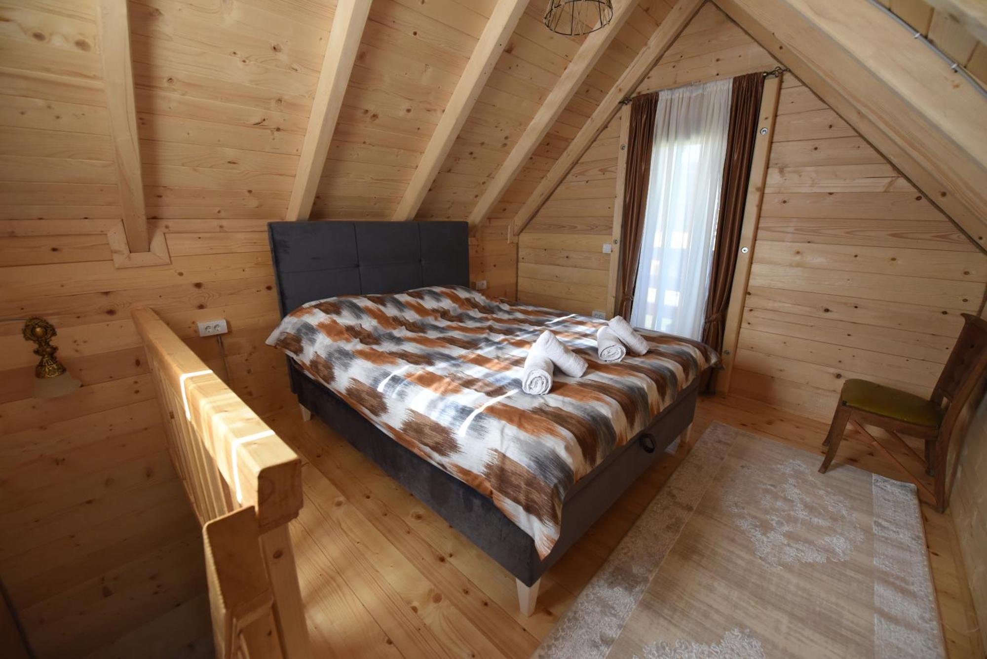 Soulrest Ekoresort - Mehov Konak Gusinje Exteriör bild