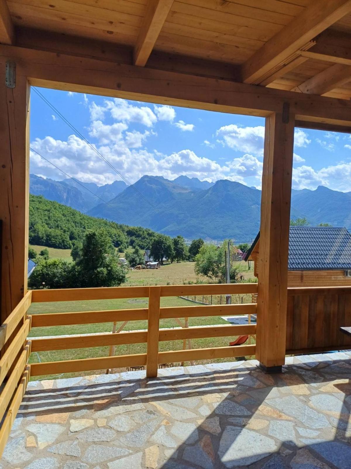 Soulrest Ekoresort - Mehov Konak Gusinje Exteriör bild